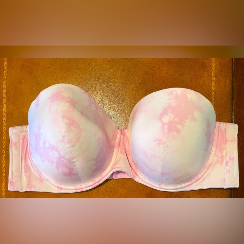 TORRID CURVE Pink & White Tie Dye Strapless Push-Up Smooth Straight Back Bra 46D